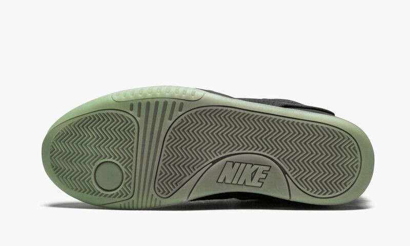 NIKE AIR YEEZY 2 NRG "Solar Red"