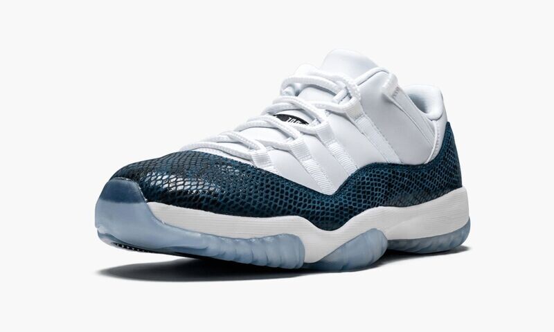 JORDANAIR JORDAN 11 RETRO LOW LE"Blue Snakeskin"
