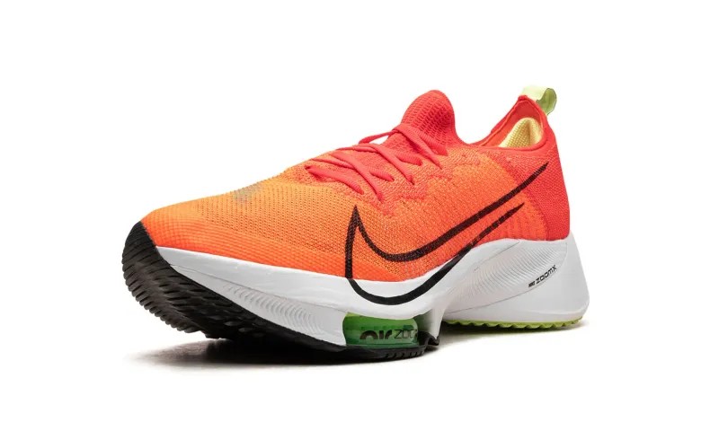 NikeAir Zoom Tempo Next% Flyknit"Total Orange"