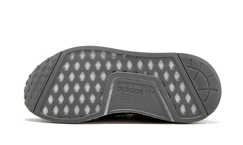 ADIDASNMD_R1 PK