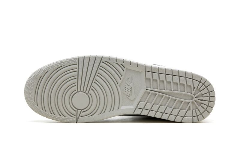 JORDANAIR JORDAN 1 HIGH OG"White Cement"