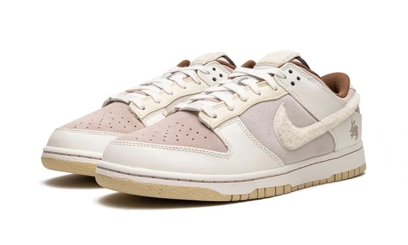 NIKE DUNK LOW RETRO PRM "Year of the Rabbit"