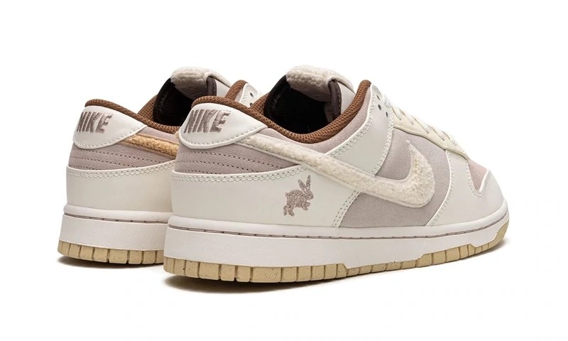 NIKE DUNK LOW RETRO PRM "Year of the Rabbit"