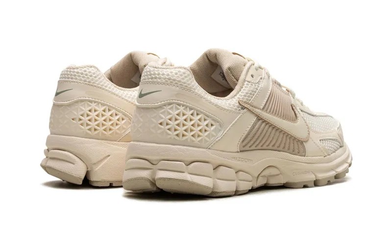 NikeZoom Vomero 5"Sail"