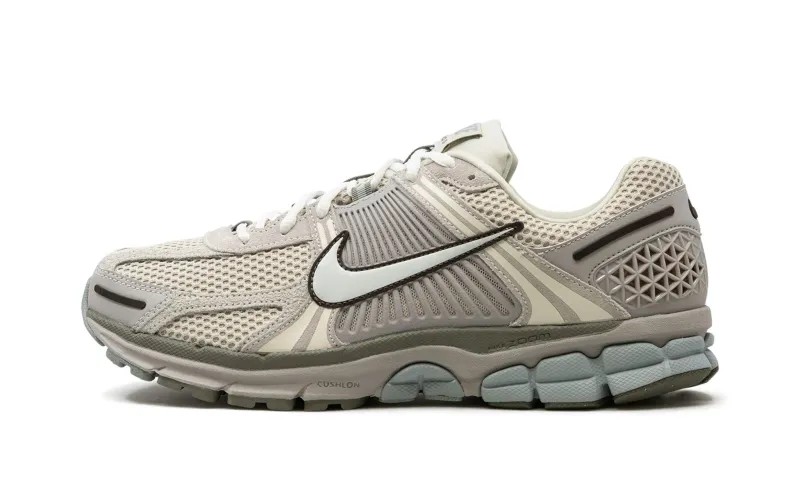 NikeAir Zoom Vomero 5"Light Orewood Brown"
