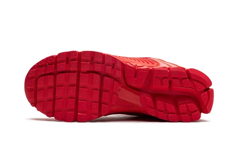 NikeAir Zoom Vomero 5 'Cosmic Clay'"COSMIC CLAY"